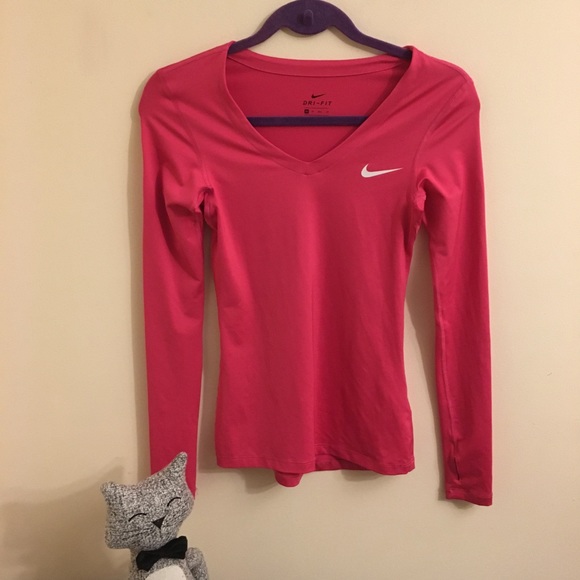 Nike Tops - Nike Dri-fit long sleeve workout top